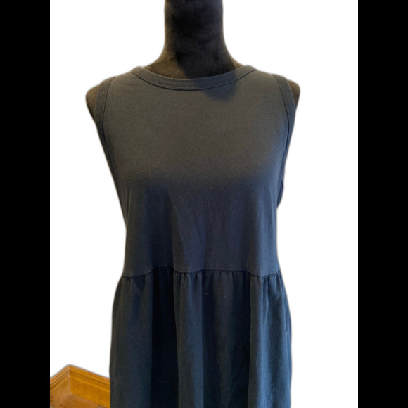 A New Day Tank Dress Sleeveless Plus Size XL Black  Gathered Waist Flattering On - Picture 3 of 11
